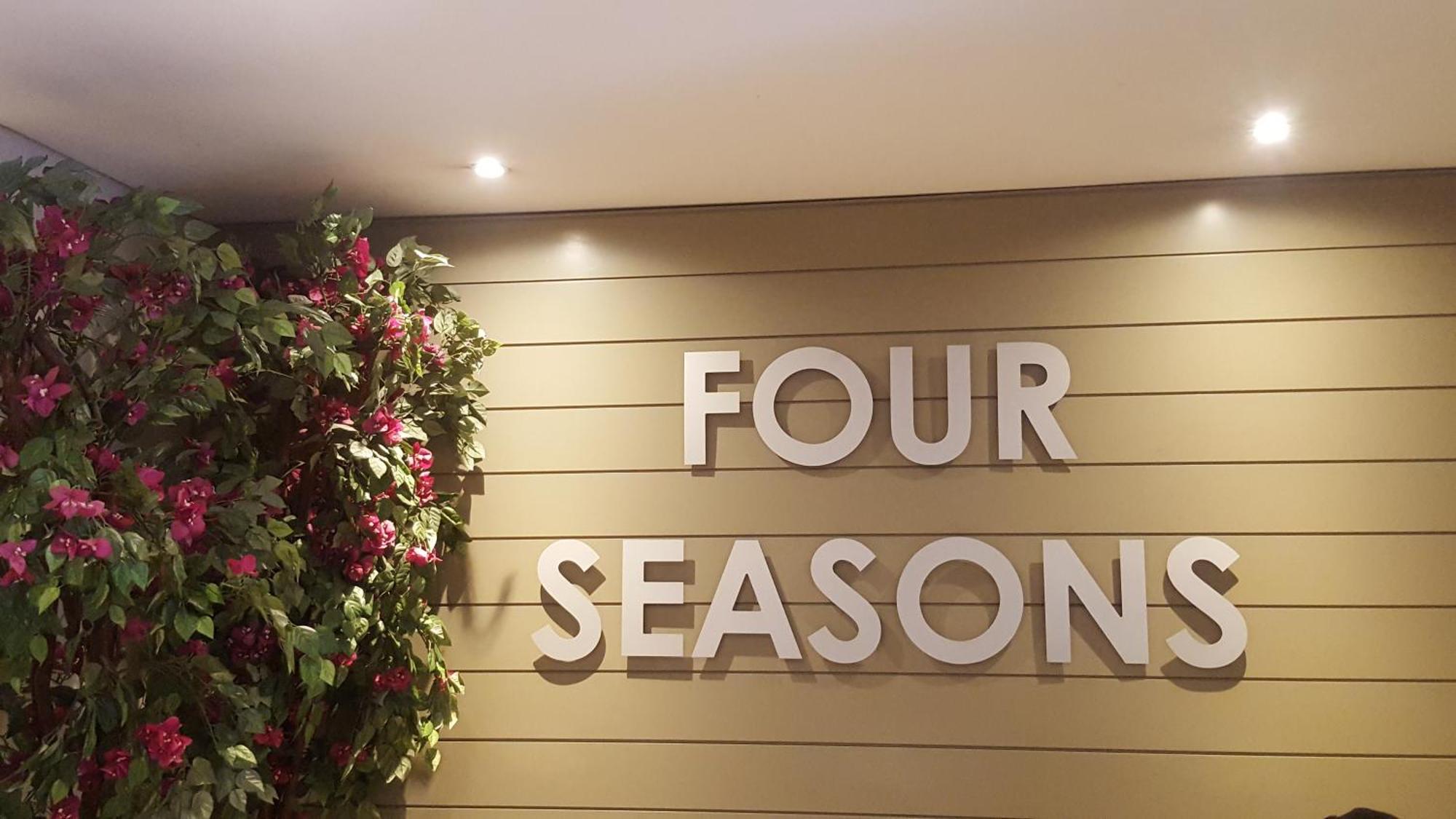 Four Seasons City Parkingpool Gym Cape Town