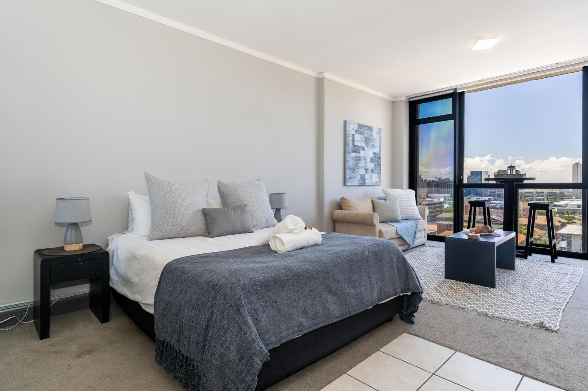 Apartment Four Seasons City Parkingpool Gym *