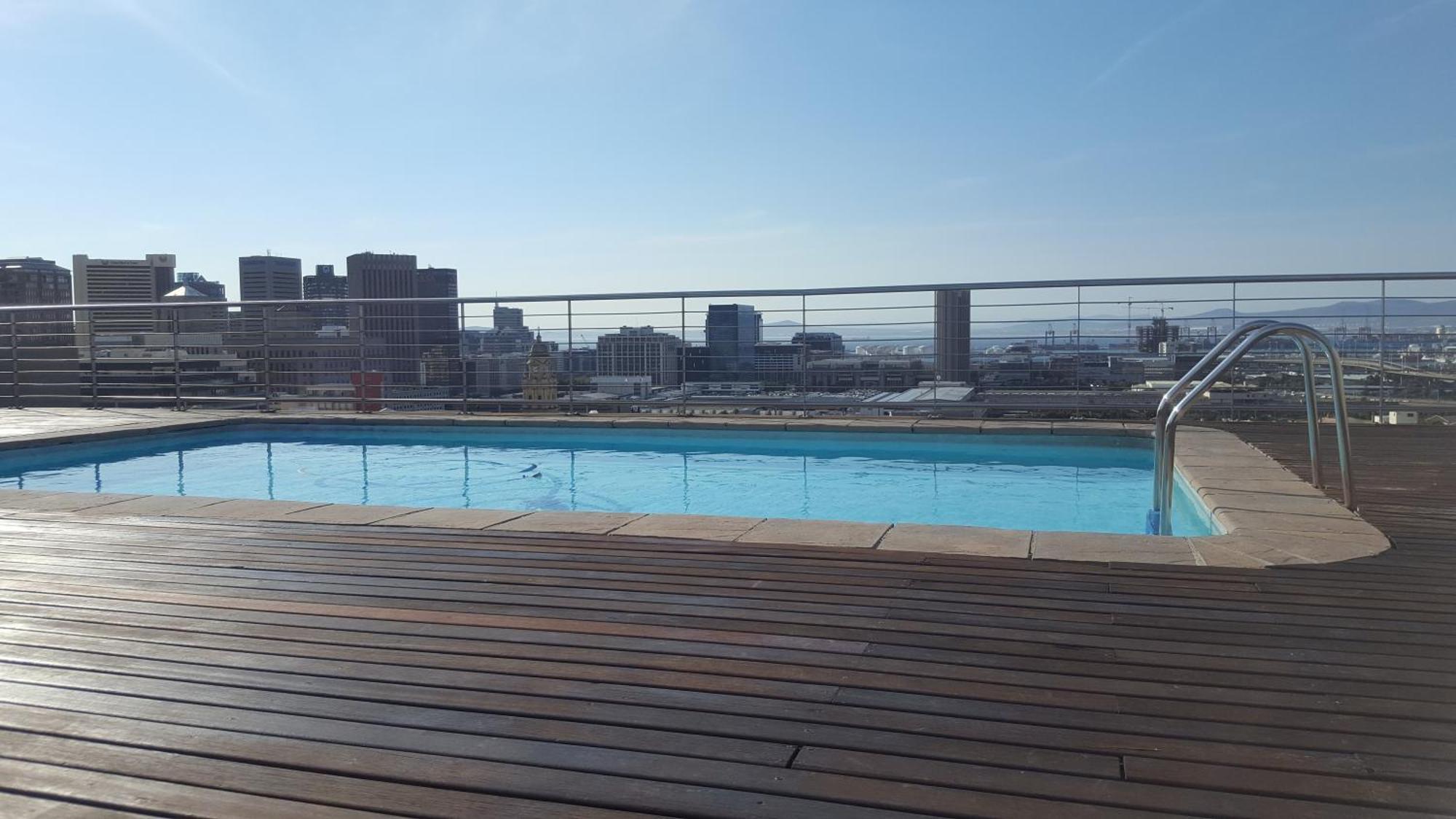 Four Seasons City Parkingpool Gym Cape Town
